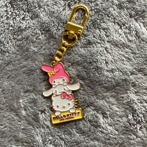 Hello Kitty keychain